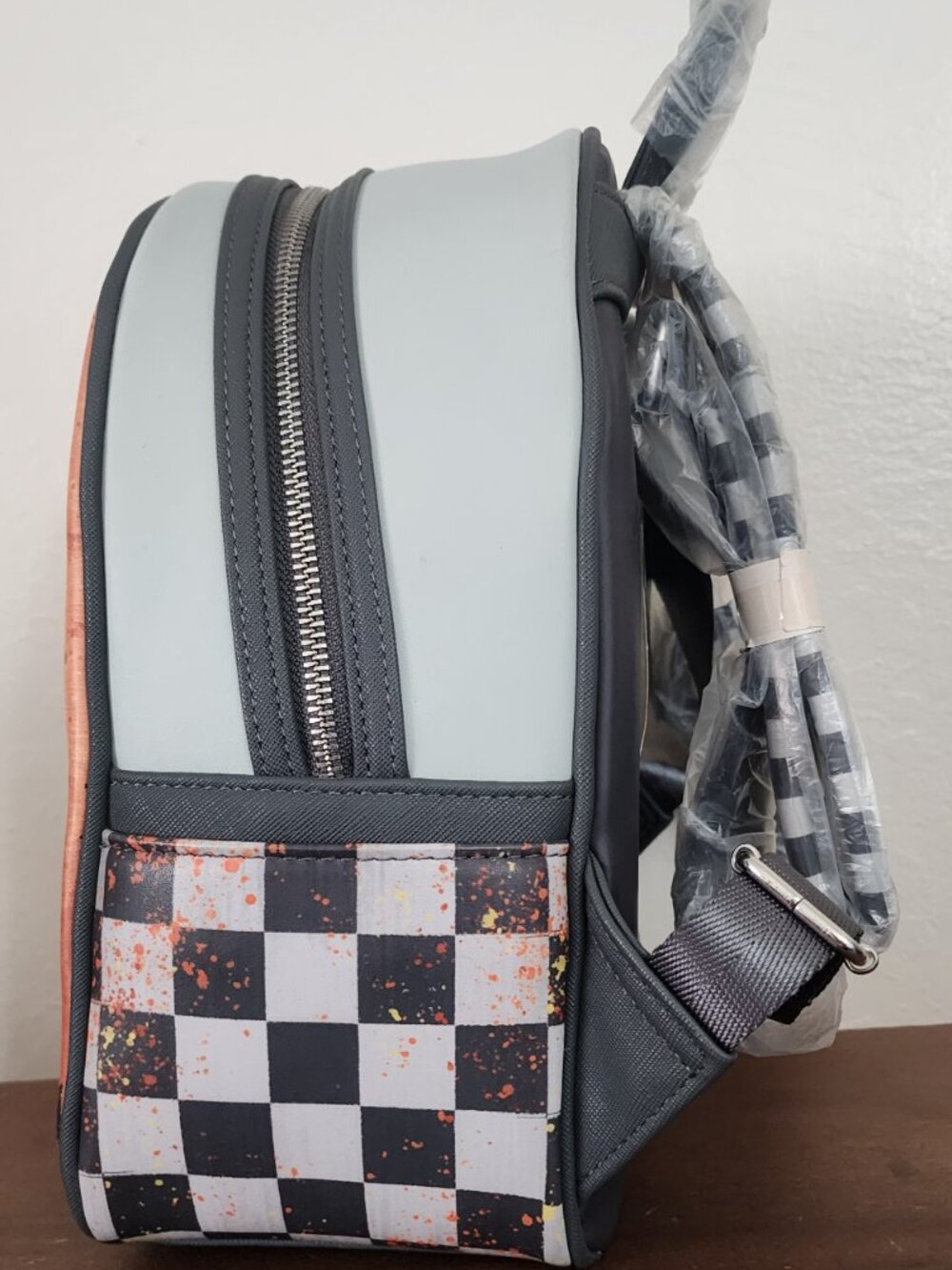 Loungefly Star Wars Sabine Spray Paint Mini Backpack - Picture 3 of 4